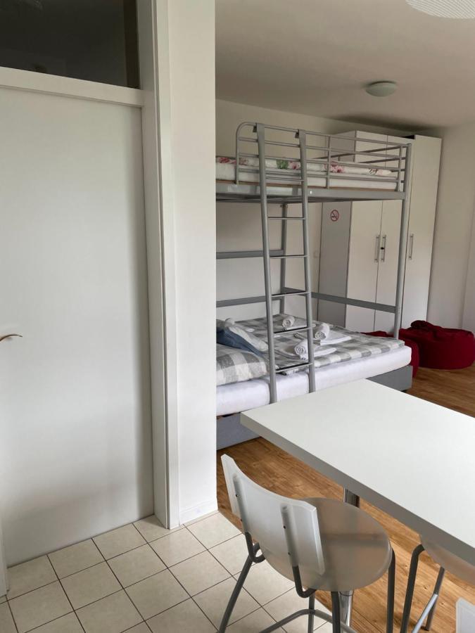 Studio apartment Ta5ek Jesenice Buitenkant foto